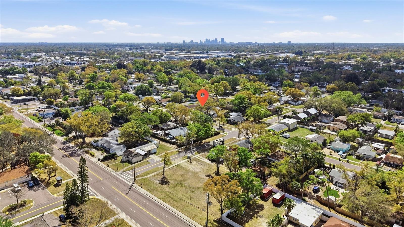 Listing photo id 50 for 3726 53 Avenue N