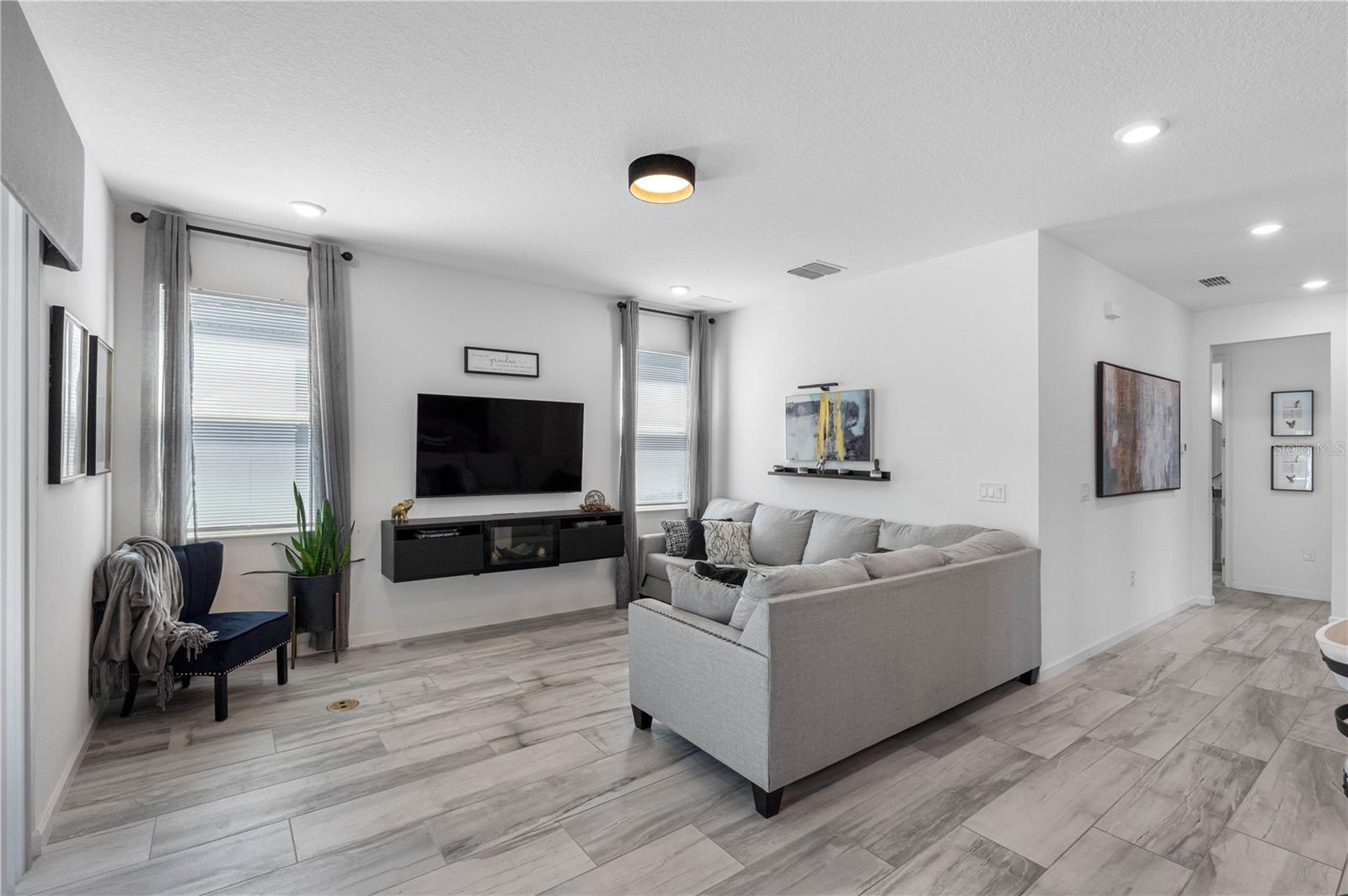 Image 13 of 57 For 325 Shore Crab Way