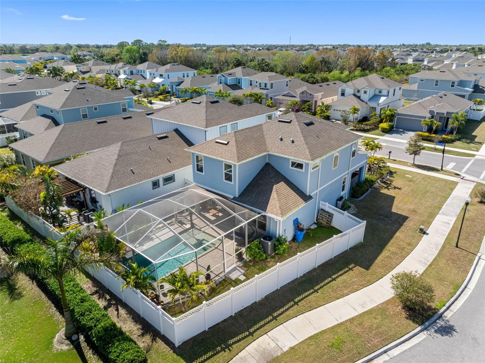 Image 47 of 57 For 325 Shore Crab Way