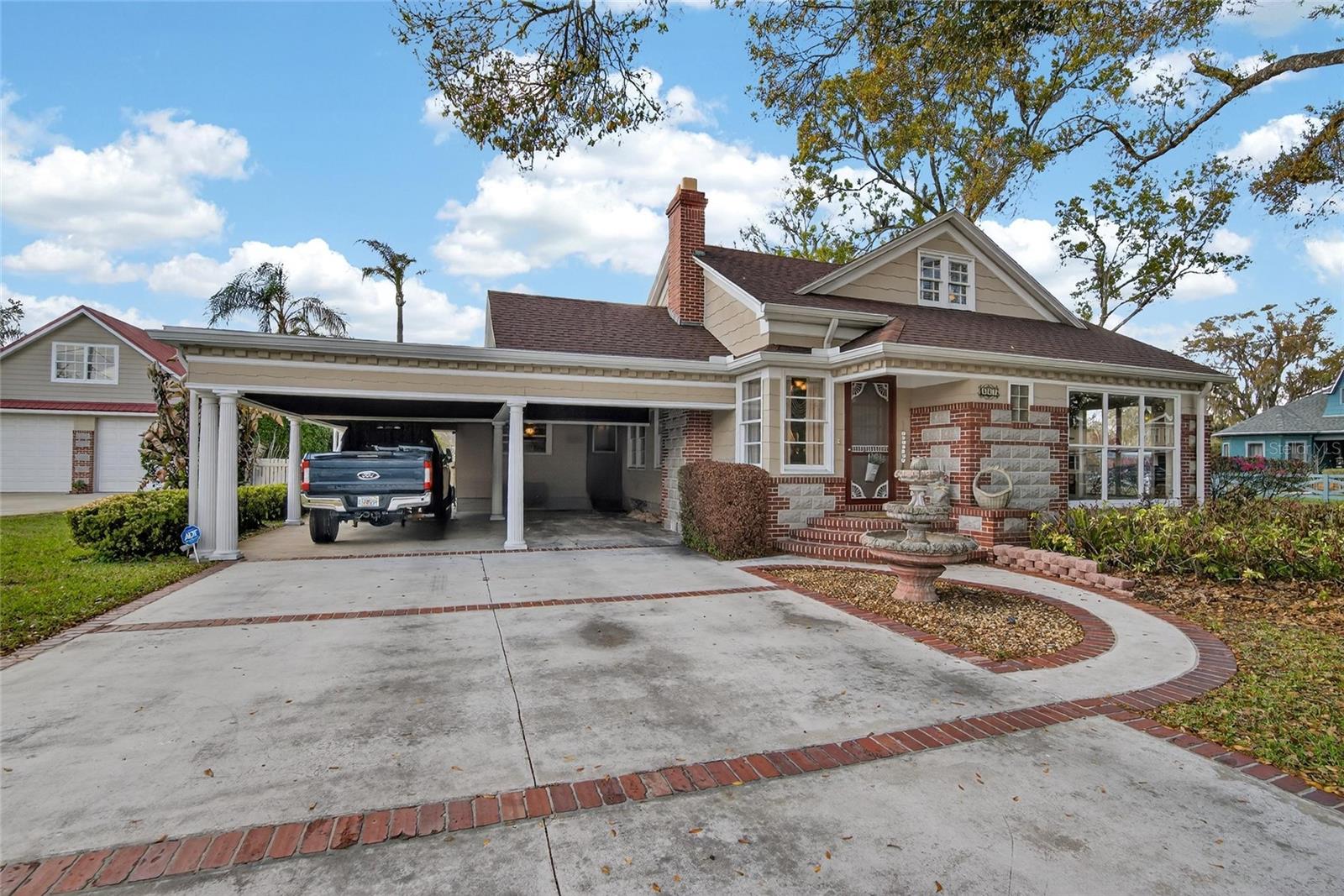 Image 11 of 89 For 607 Merrin Street