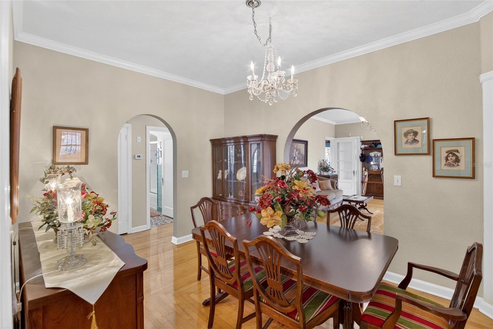 Image 20 of 89 For 607 Merrin Street