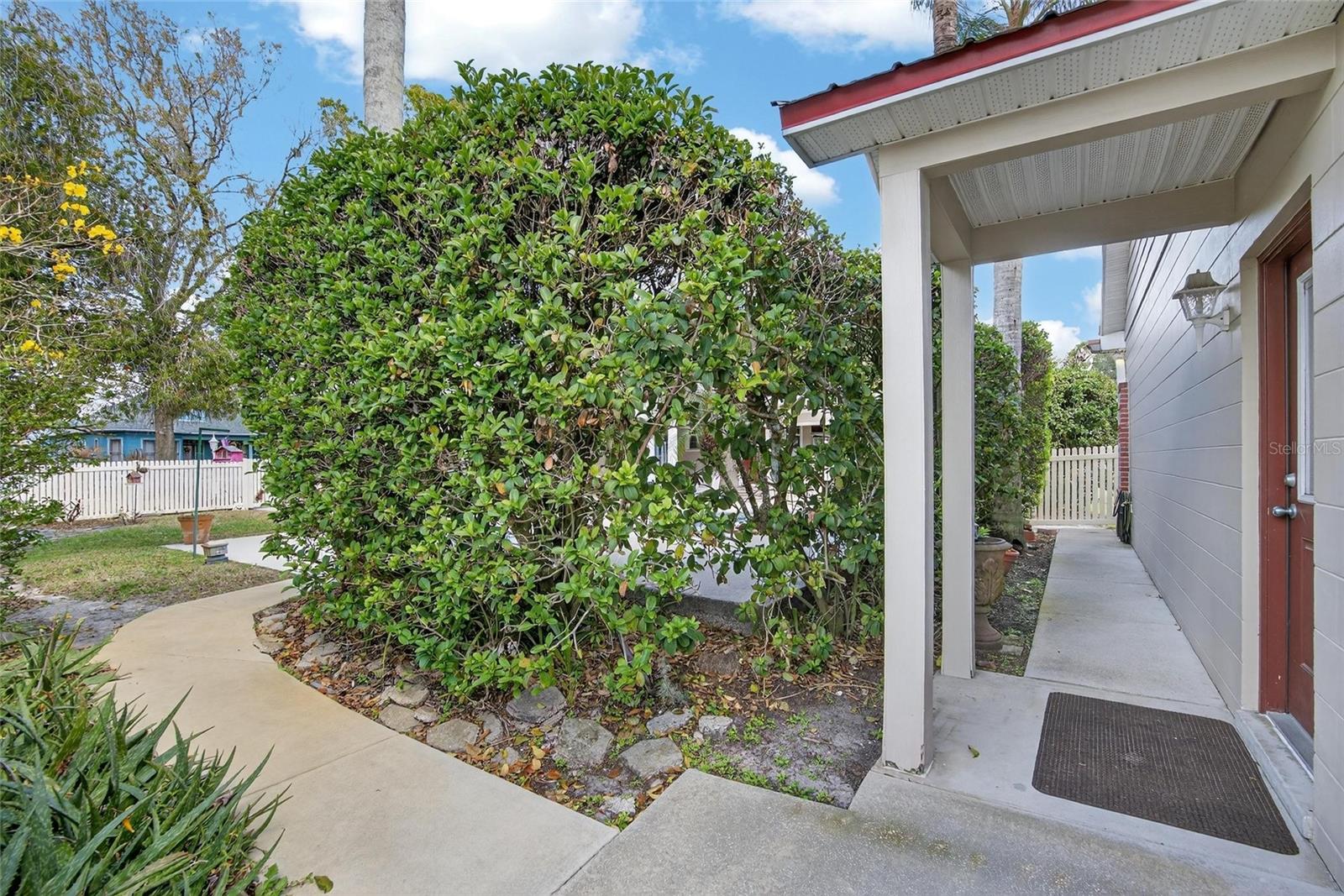 Image 29 of 89 For 607 Merrin Street