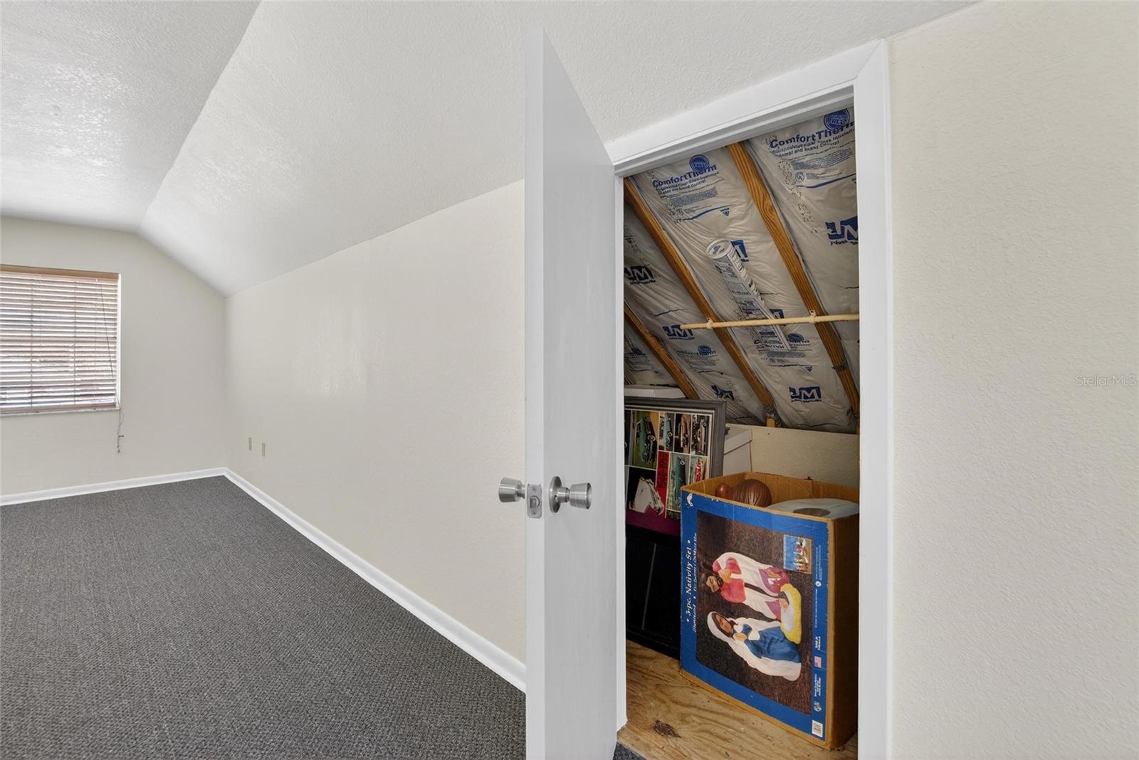 Image 33 of 89 For 607 Merrin Street