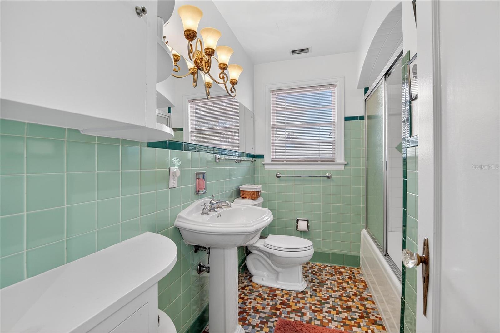 Image 65 of 89 For 607 Merrin Street