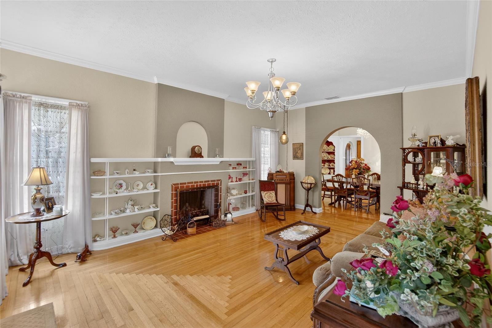 Image 68 of 89 For 607 Merrin Street