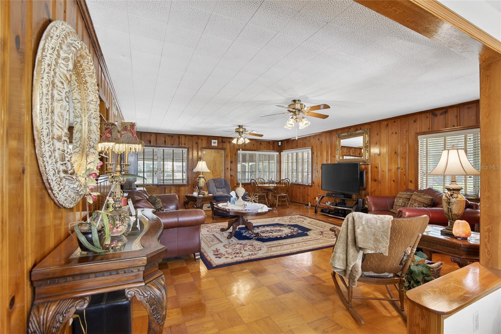 Image 77 of 89 For 607 Merrin Street