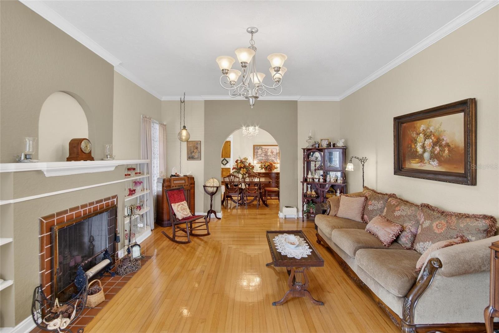 Image 80 of 89 For 607 Merrin Street