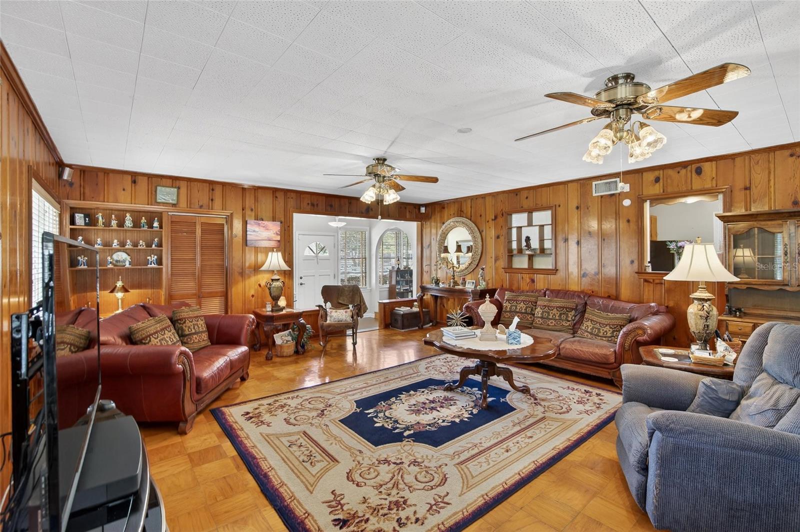 Image 83 of 89 For 607 Merrin Street