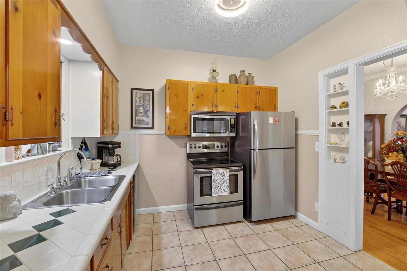 Image 88 of 89 For 607 Merrin Street