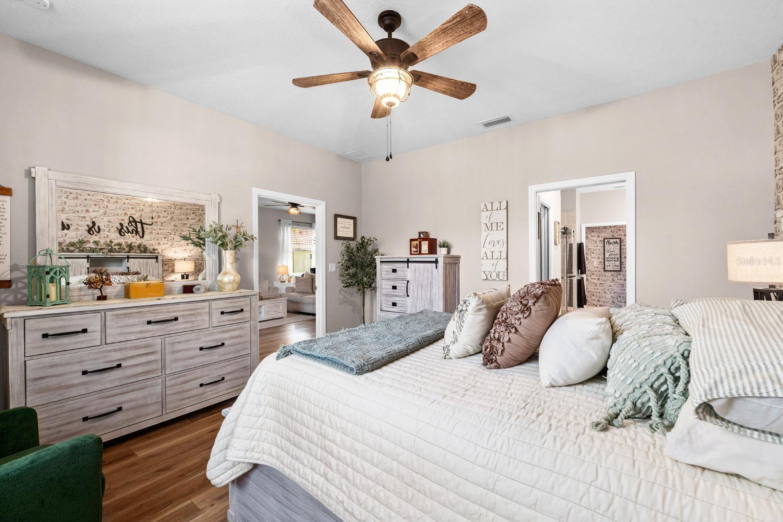 Image 18 of 31 For 128 51st Street Circle E 7