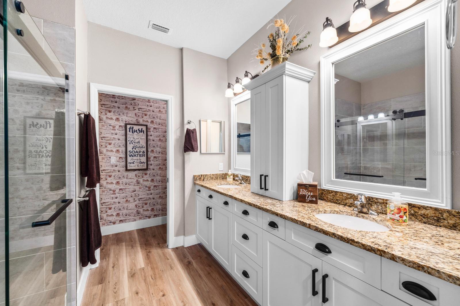 Image 19 of 31 For 128 51st Street Circle E 7