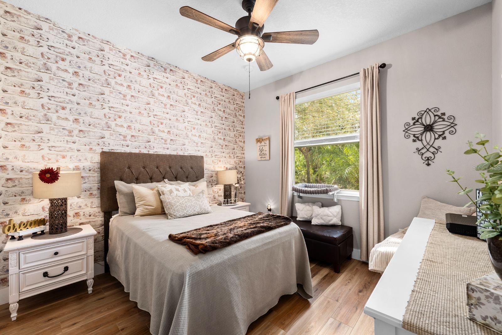 Image 7 of 31 For 128 51st Street Circle E 7