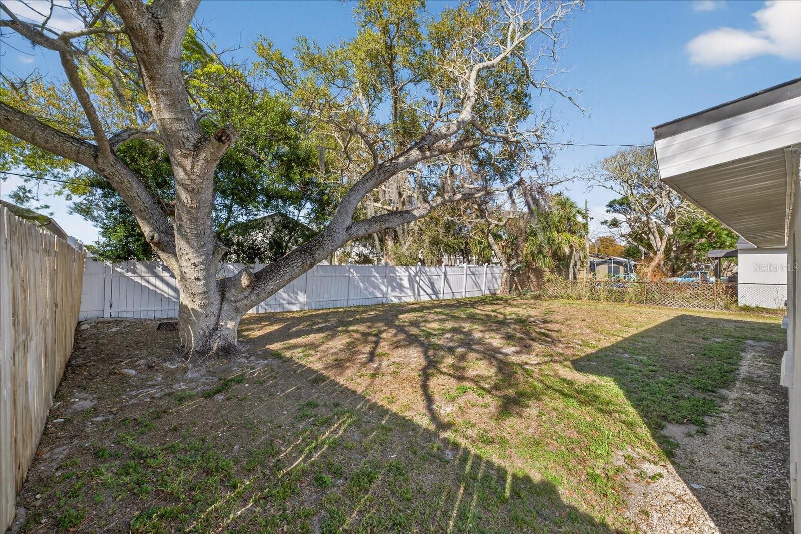 Image 13 of 43 For 2175 20th Avenue Sw