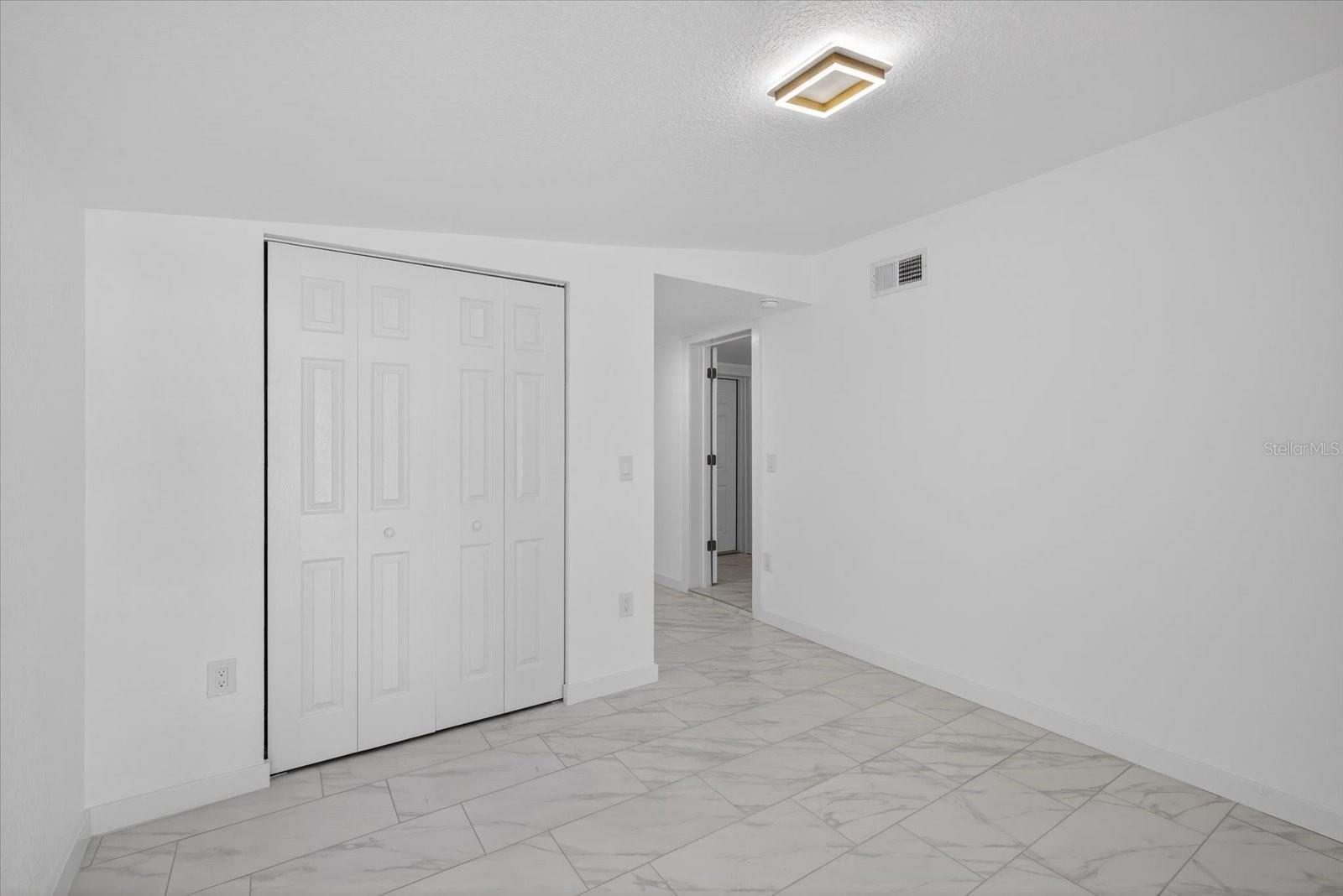 Image 23 of 43 For 2175 20th Avenue Sw