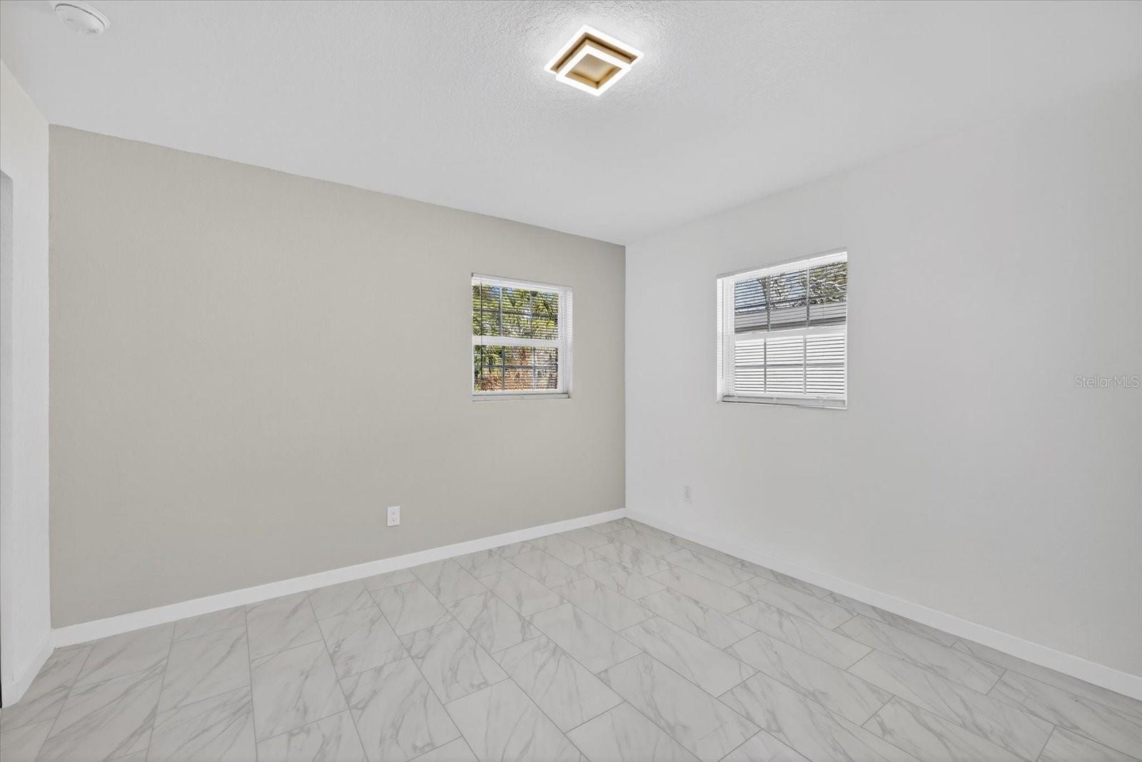 Image 37 of 43 For 2175 20th Avenue Sw