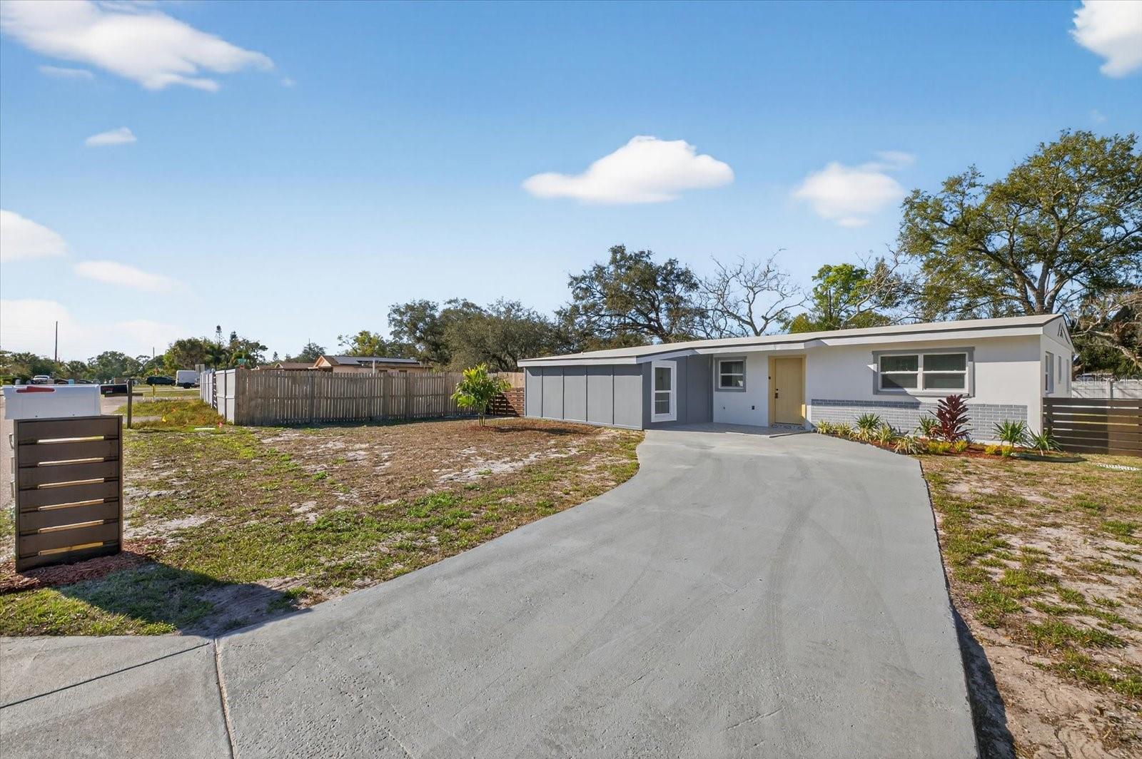 Image 6 of 43 For 2175 20th Avenue Sw