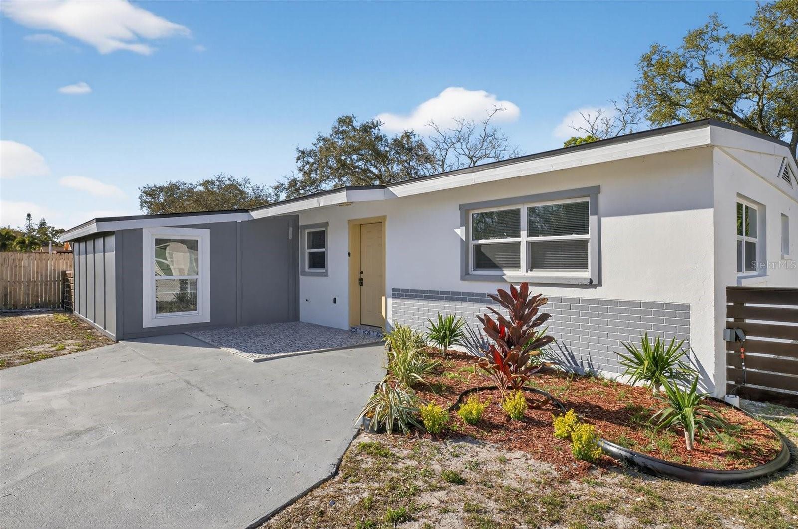 Image 7 of 43 For 2175 20th Avenue Sw