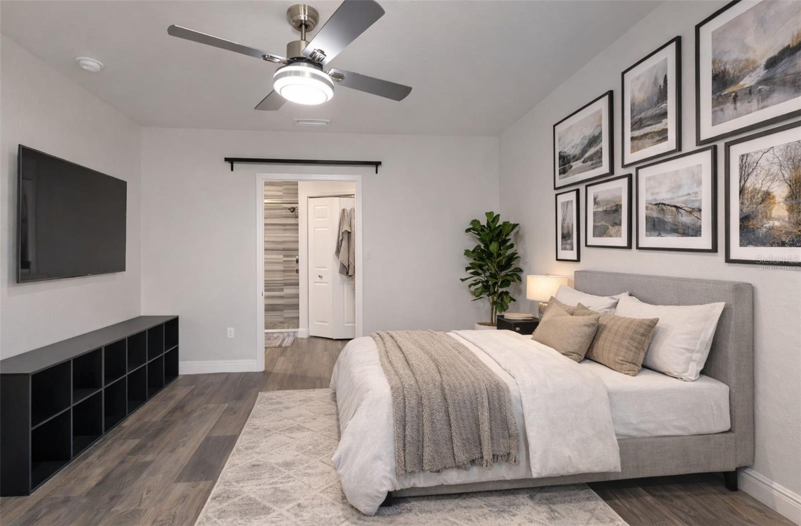 Image 17 of 47 For 3482 Kings Road 102