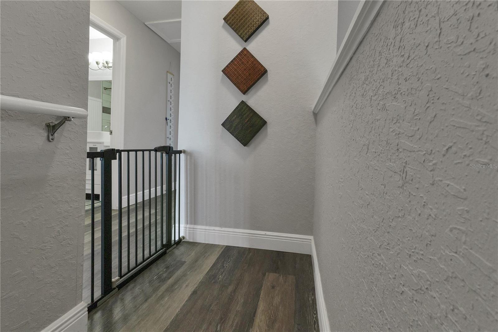 Image 22 of 47 For 3482 Kings Road 102