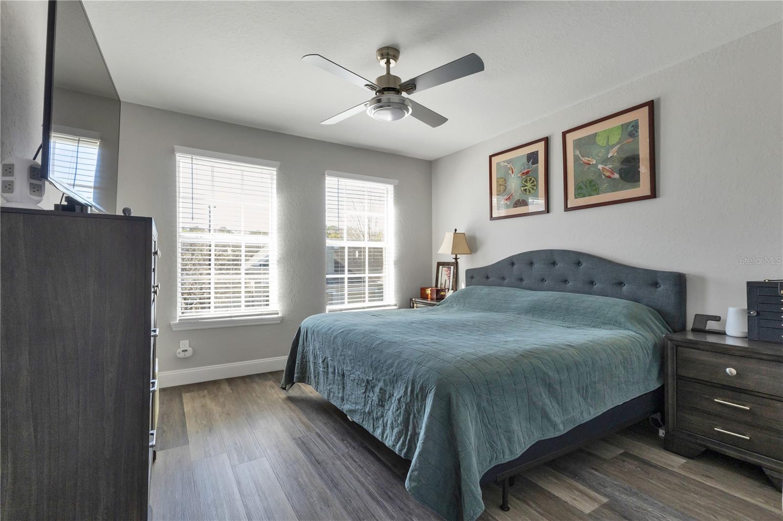 Image 25 of 47 For 3482 Kings Road 102