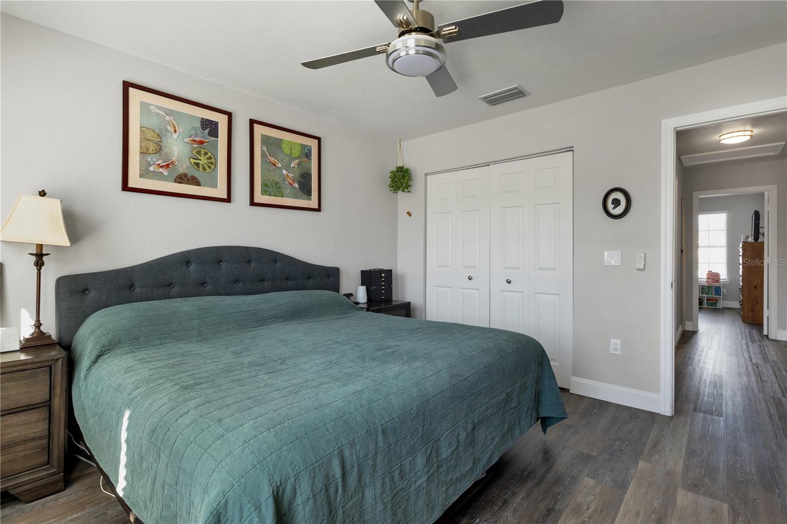 Image 26 of 47 For 3482 Kings Road 102