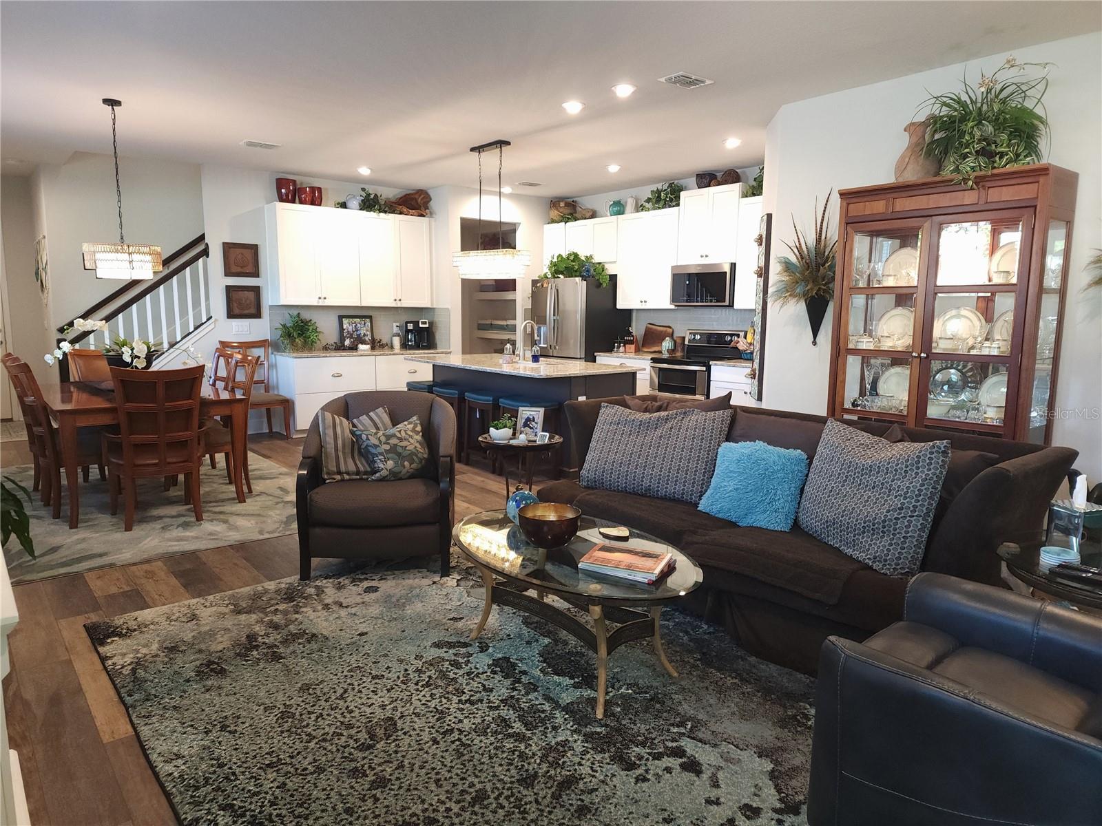 Listing photo id 13 for 5841 Grand Sonata Avenue