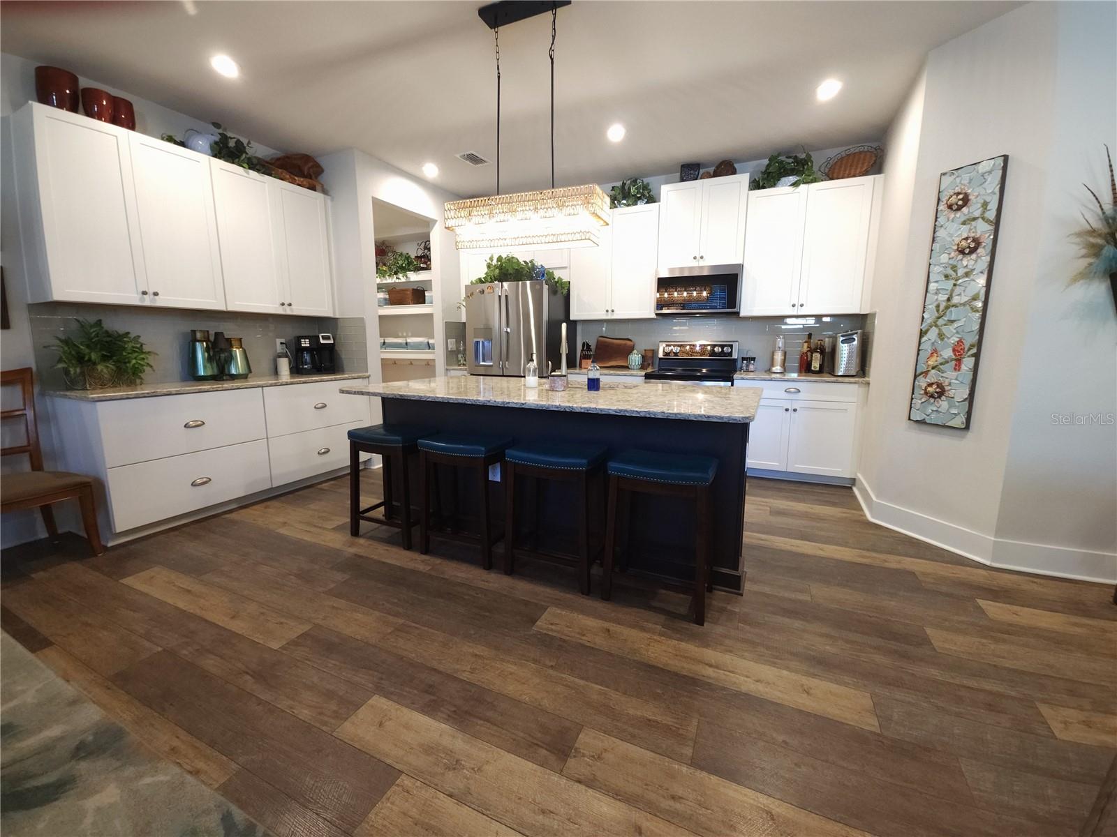 Listing photo id 1 for 5841 Grand Sonata Avenue