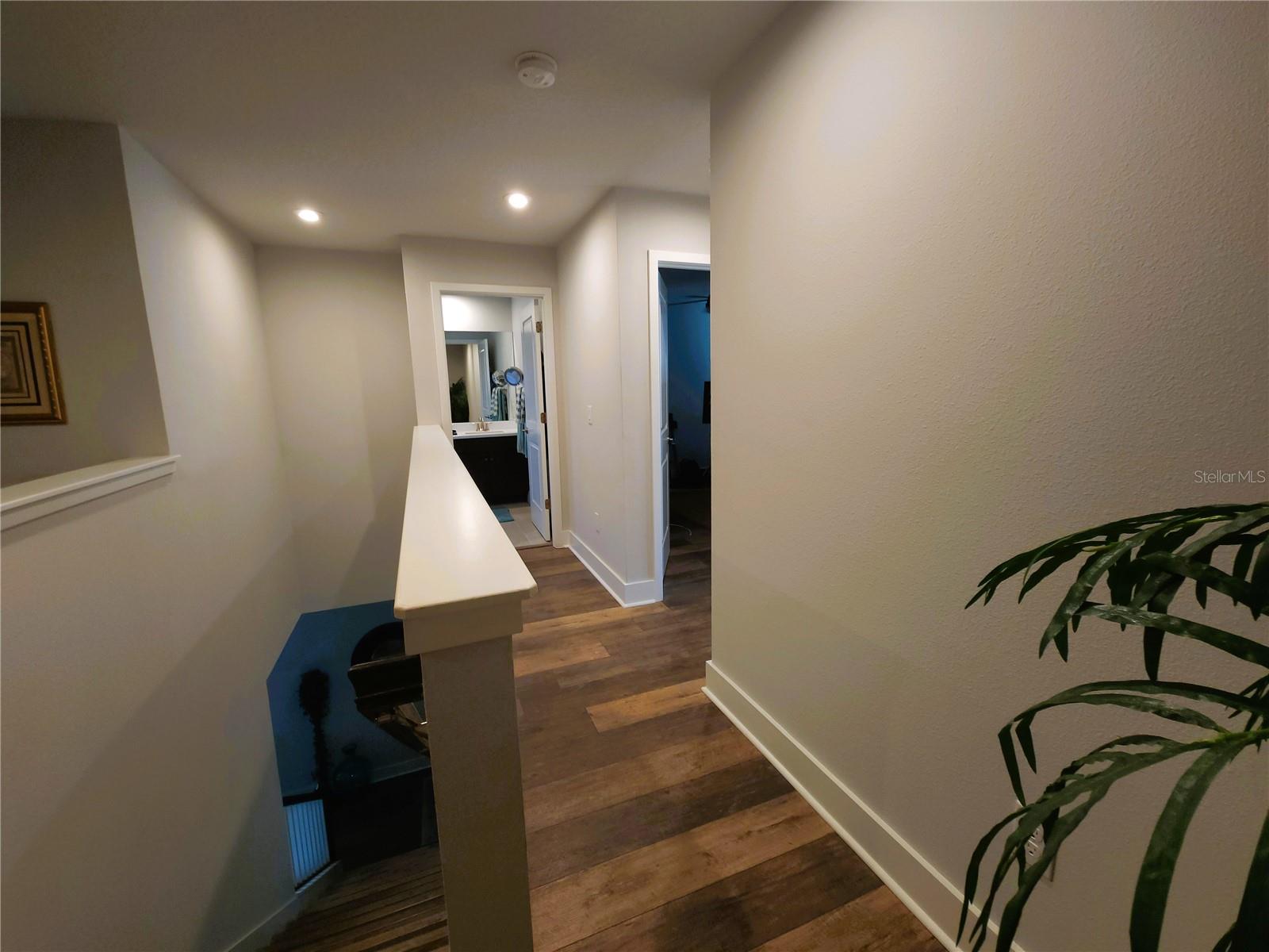 Listing photo id 35 for 5841 Grand Sonata Avenue