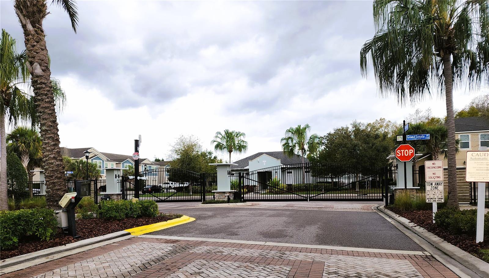 Listing photo id 46 for 5841 Grand Sonata Avenue