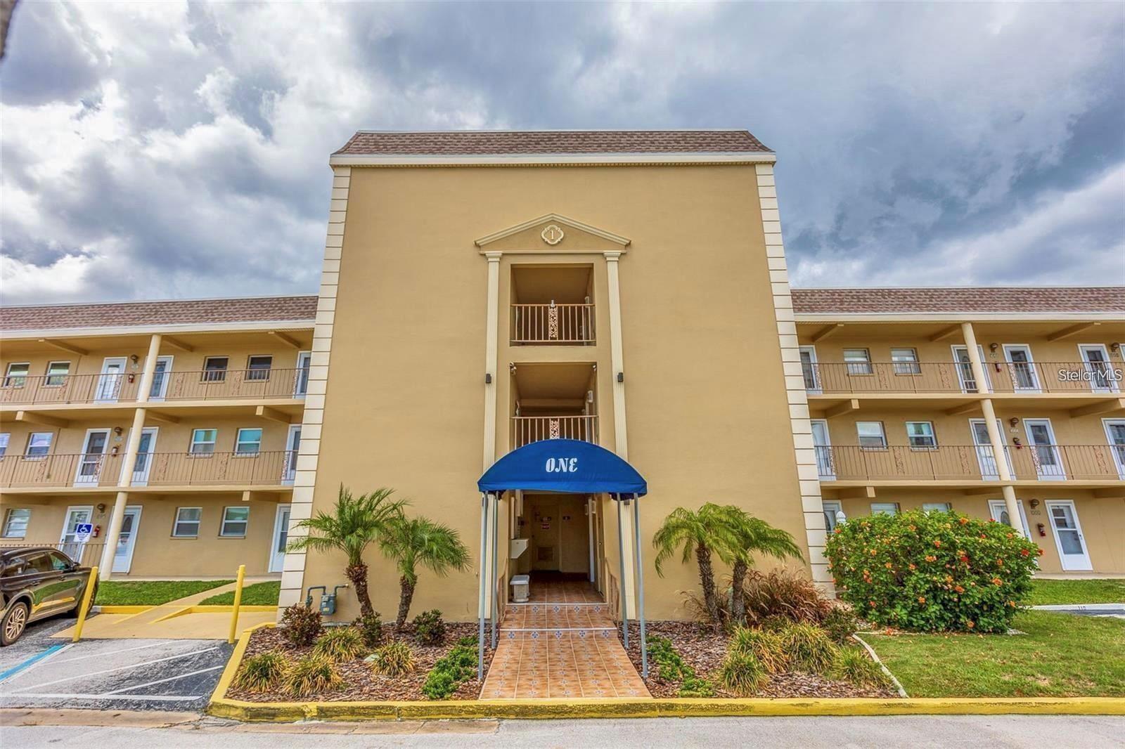 Image 2 of 38 For 1 Boca Ciega Point Boulevard 301