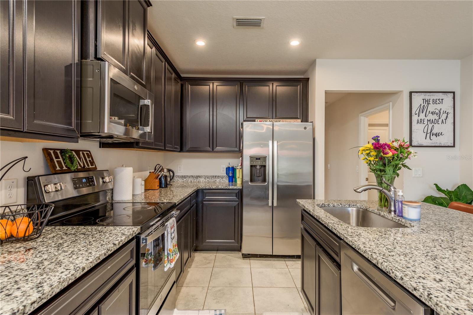 Image 14 of 43 For 17906 Turning Leaf Circle