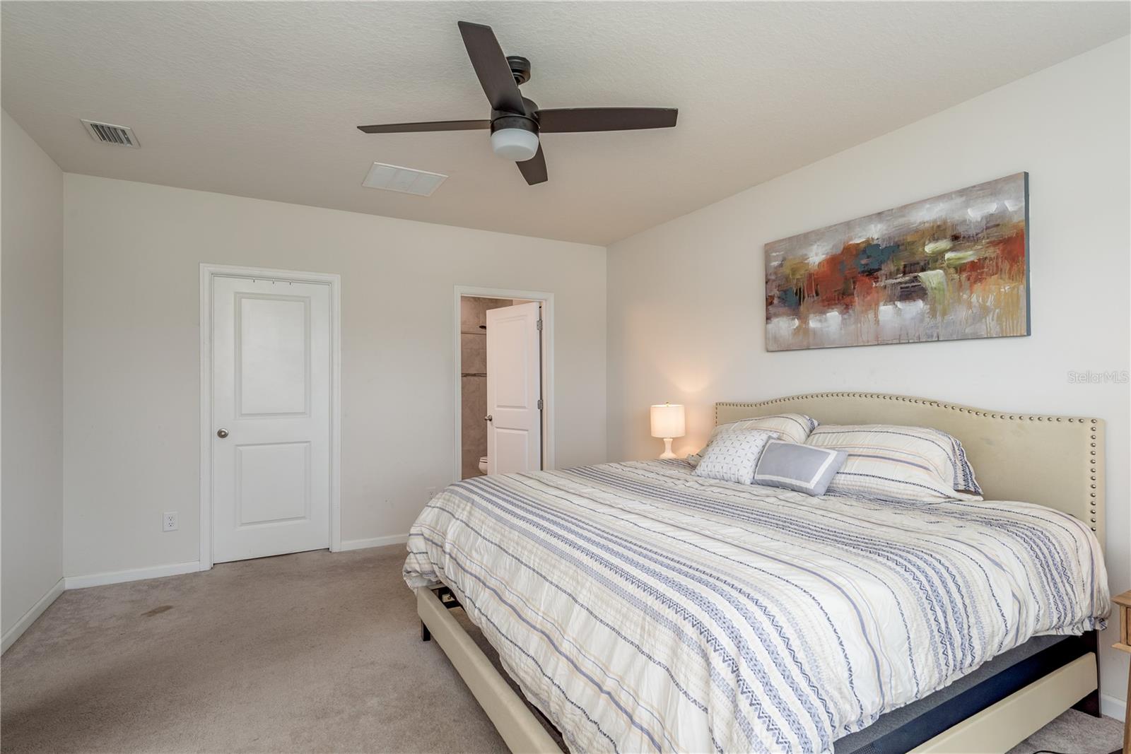 Image 19 of 43 For 17906 Turning Leaf Circle