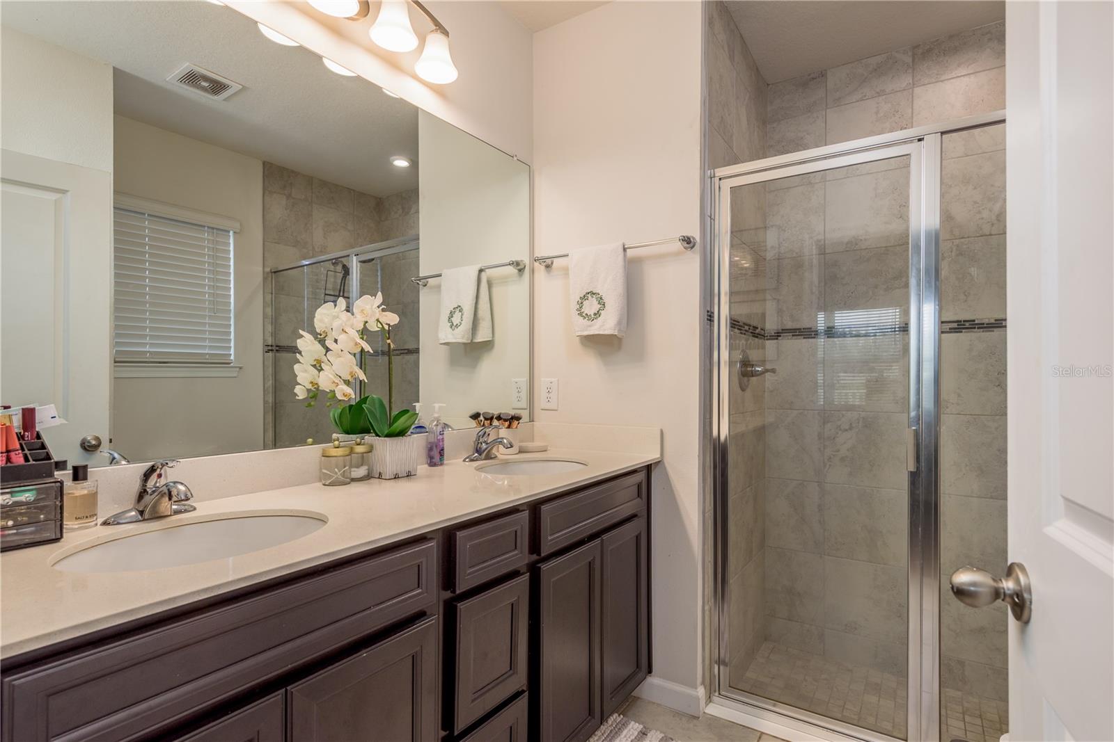 Image 20 of 43 For 17906 Turning Leaf Circle