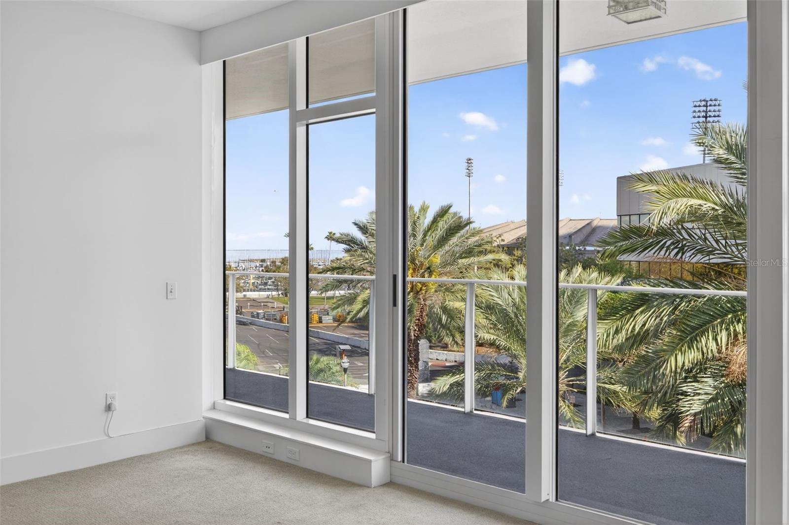 Image 19 of 37 For 175 1st Street S 404