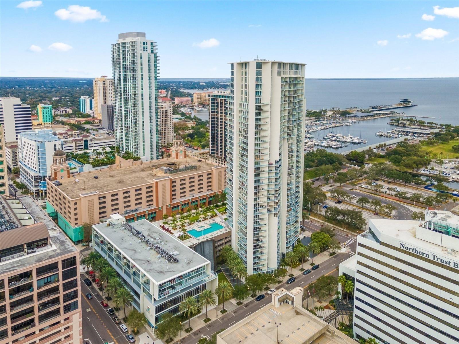 Image 23 of 37 For 175 1st Street S 404