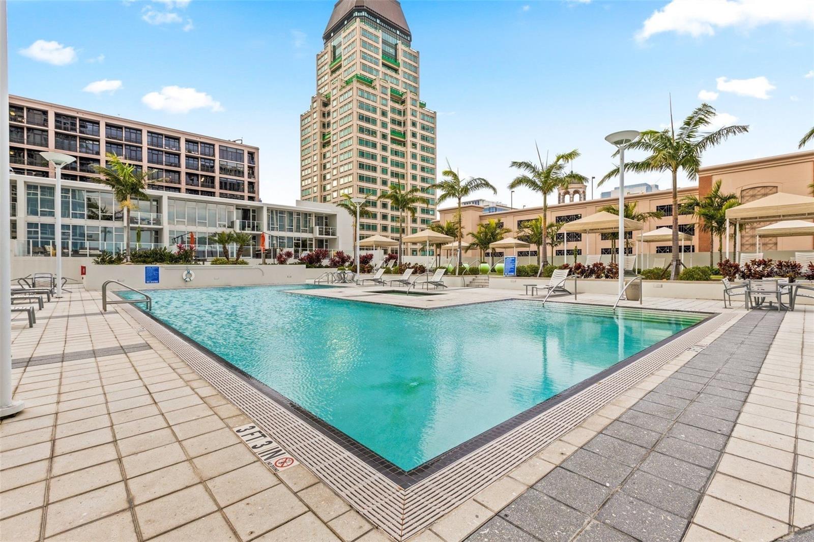 Image 28 of 37 For 175 1st Street S 404