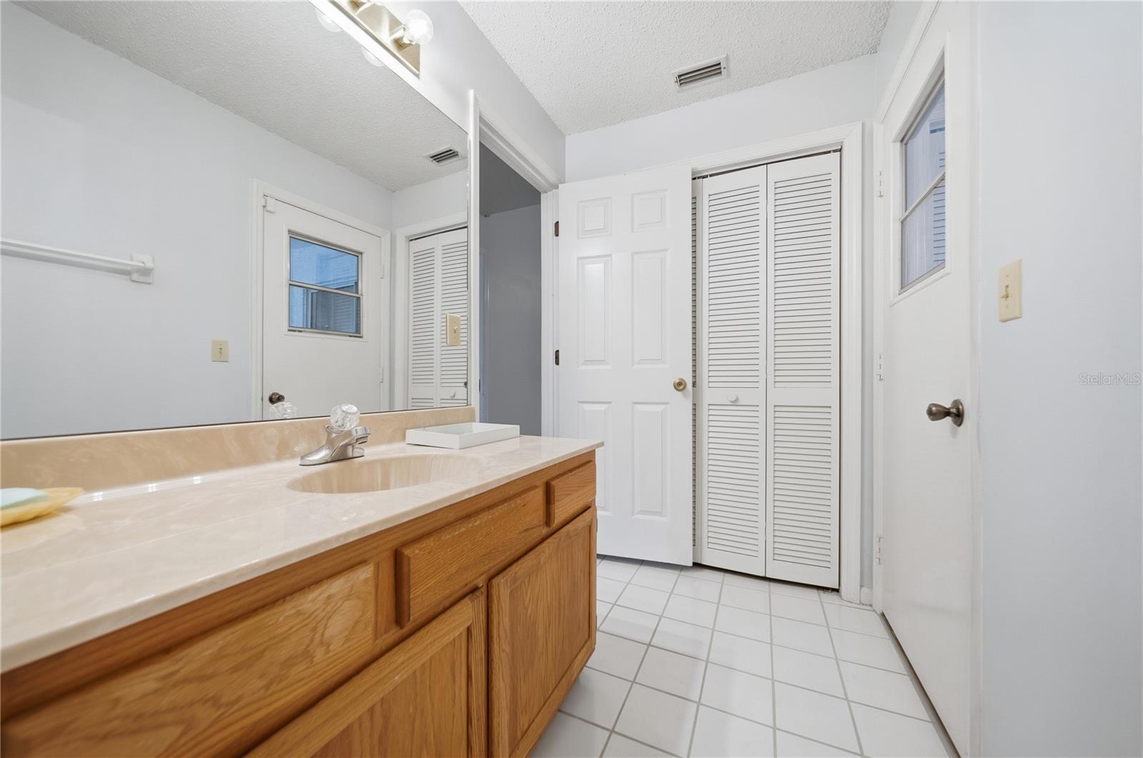 Image 27 of 54 For 1908 River Crossing Drive