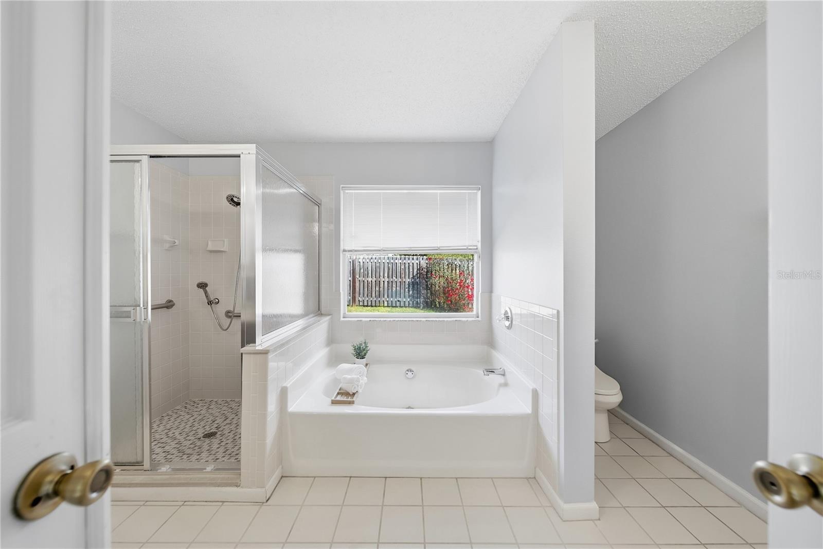 Image 33 of 54 For 1908 River Crossing Drive