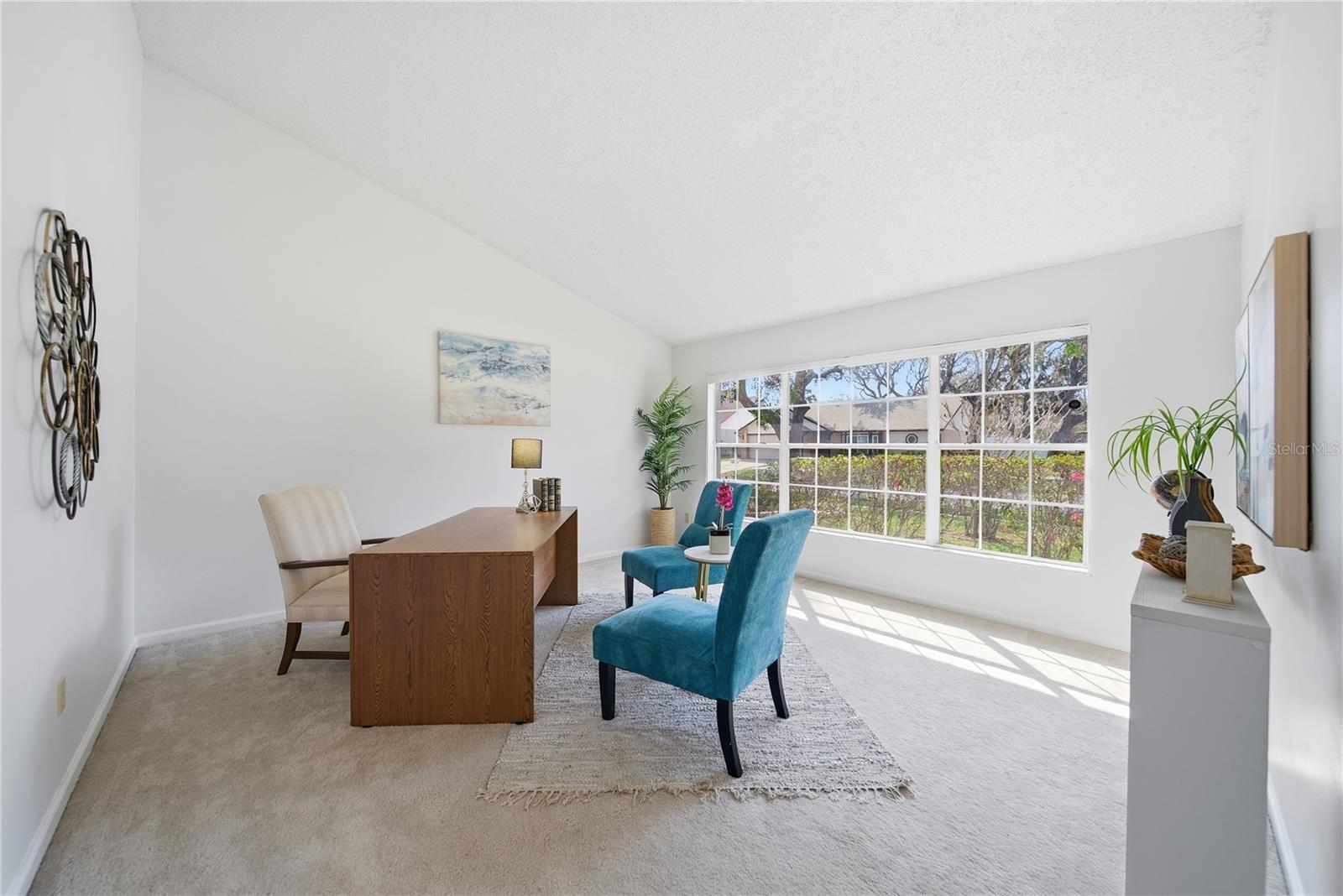 Image 5 of 54 For 1908 River Crossing Drive