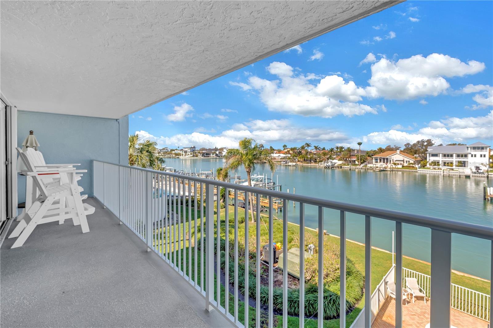 Image 25 of 52 For 340 Pinellas Bayway S 307