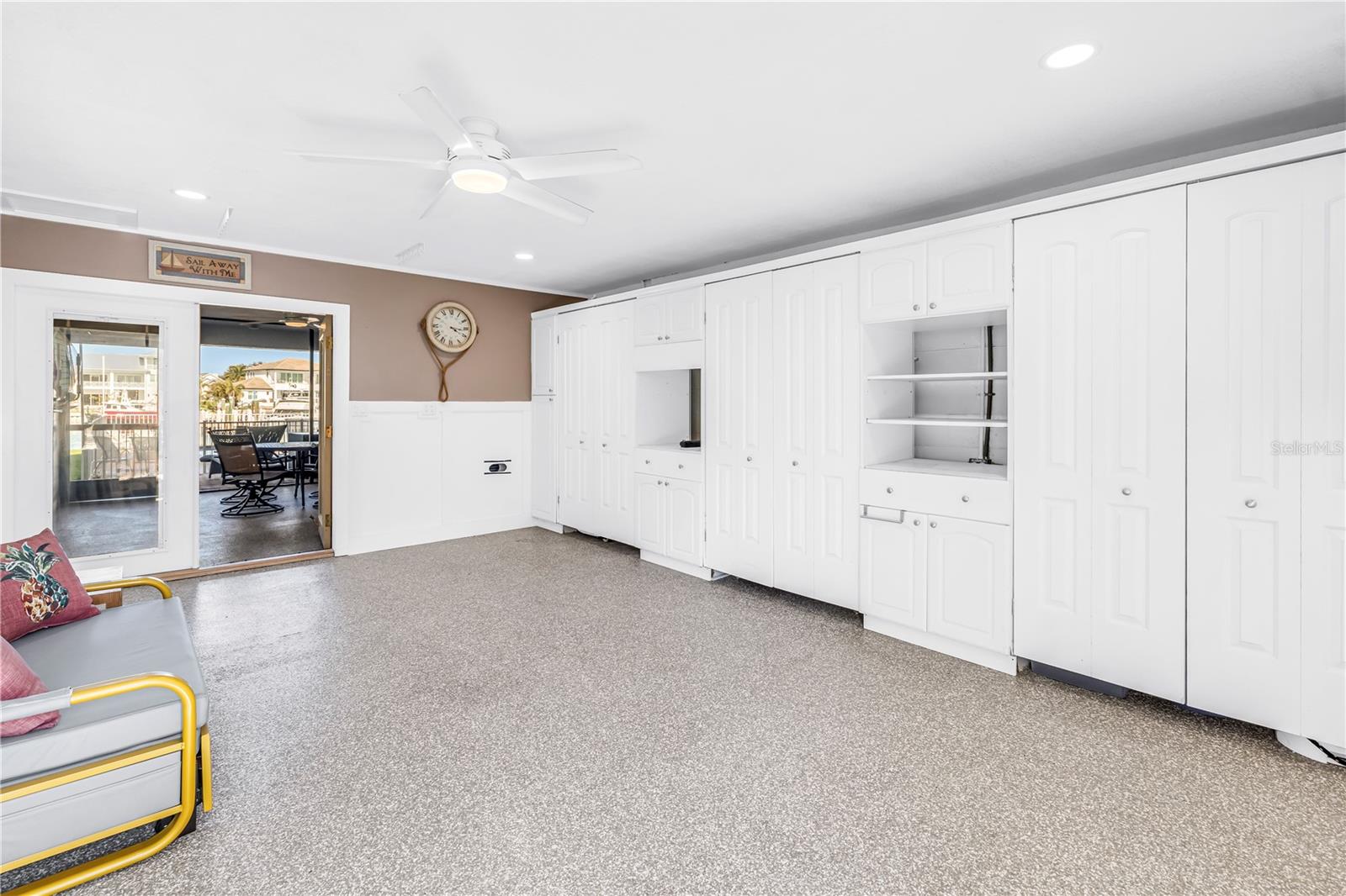 Image 33 of 52 For 340 Pinellas Bayway S 307