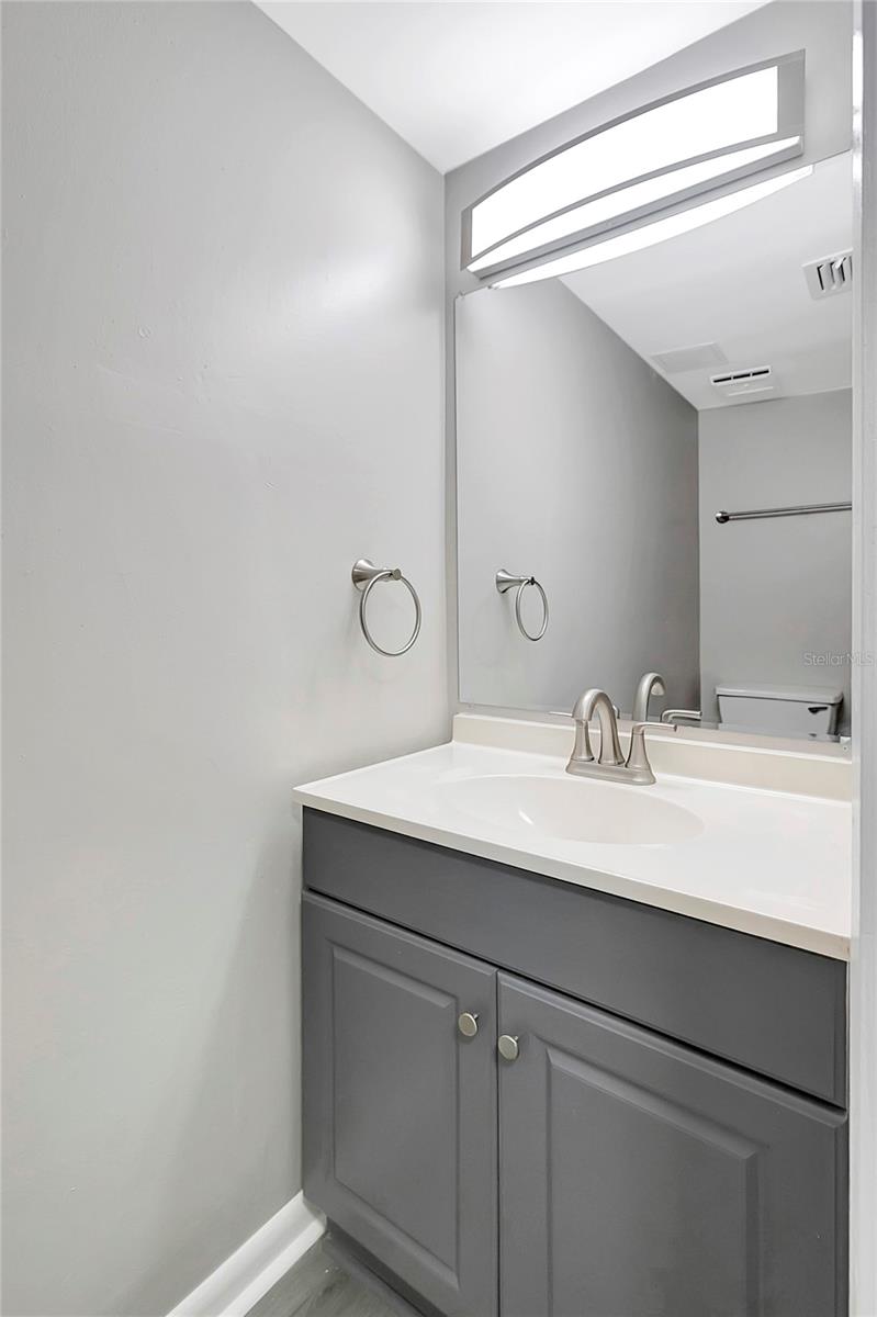 Image 12 of 29 For 709 Russell Lane C221