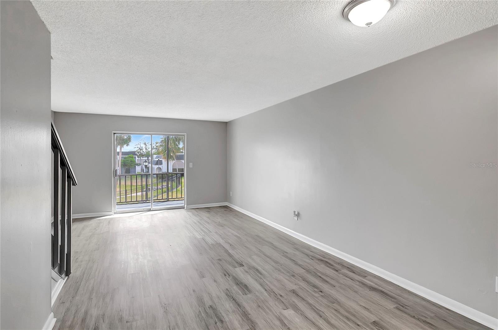 Image 13 of 29 For 709 Russell Lane C221