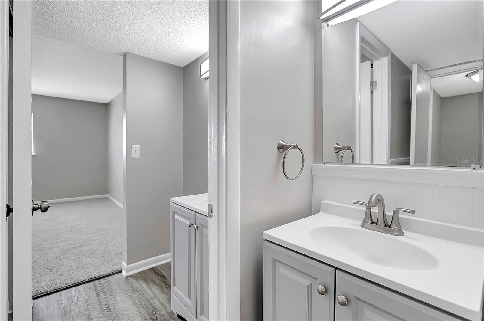 Image 26 of 29 For 709 Russell Lane C221