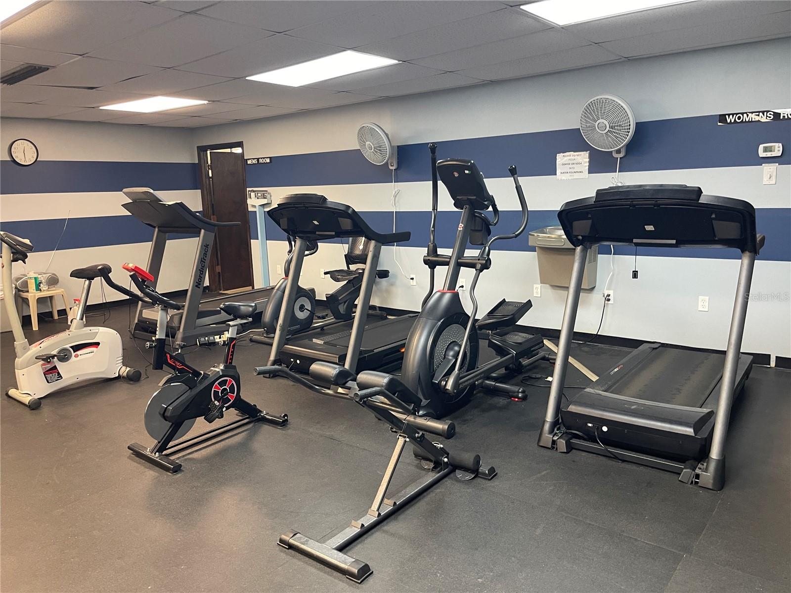 Image 24 of 35 For 9950 62nd Terrace N 106