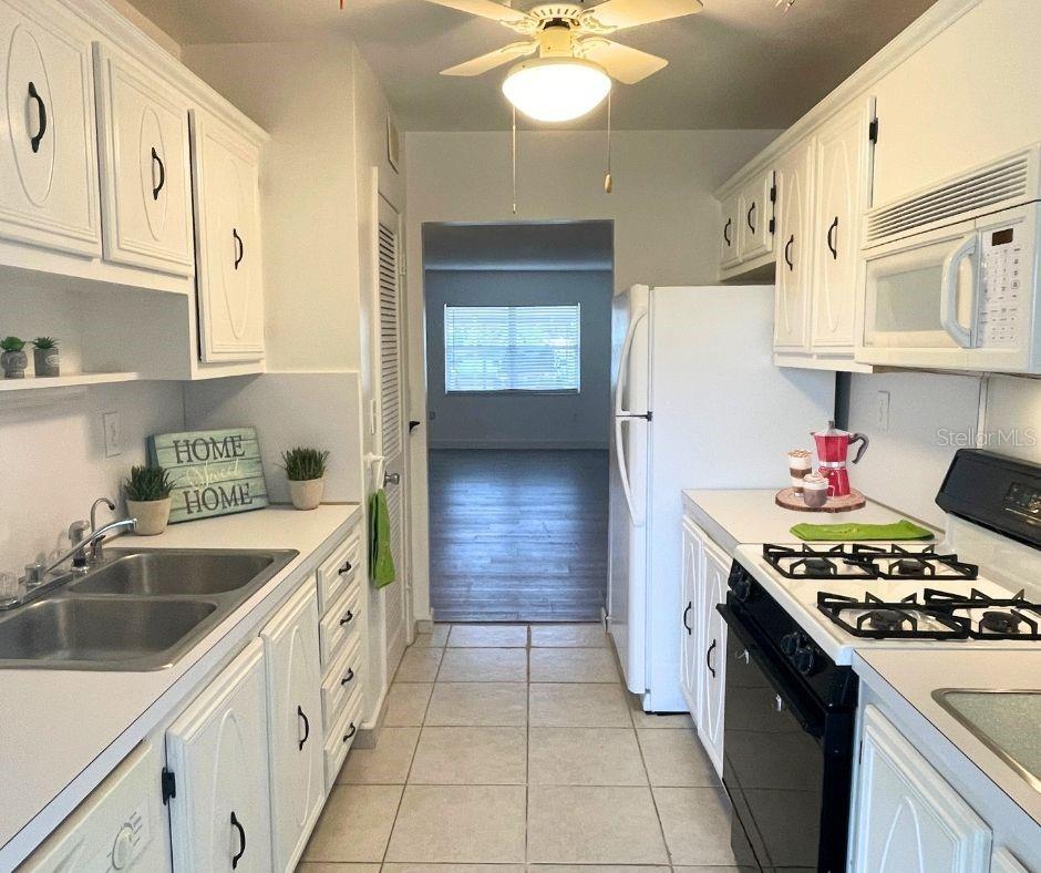 Image 8 of 35 For 9950 62nd Terrace N 106