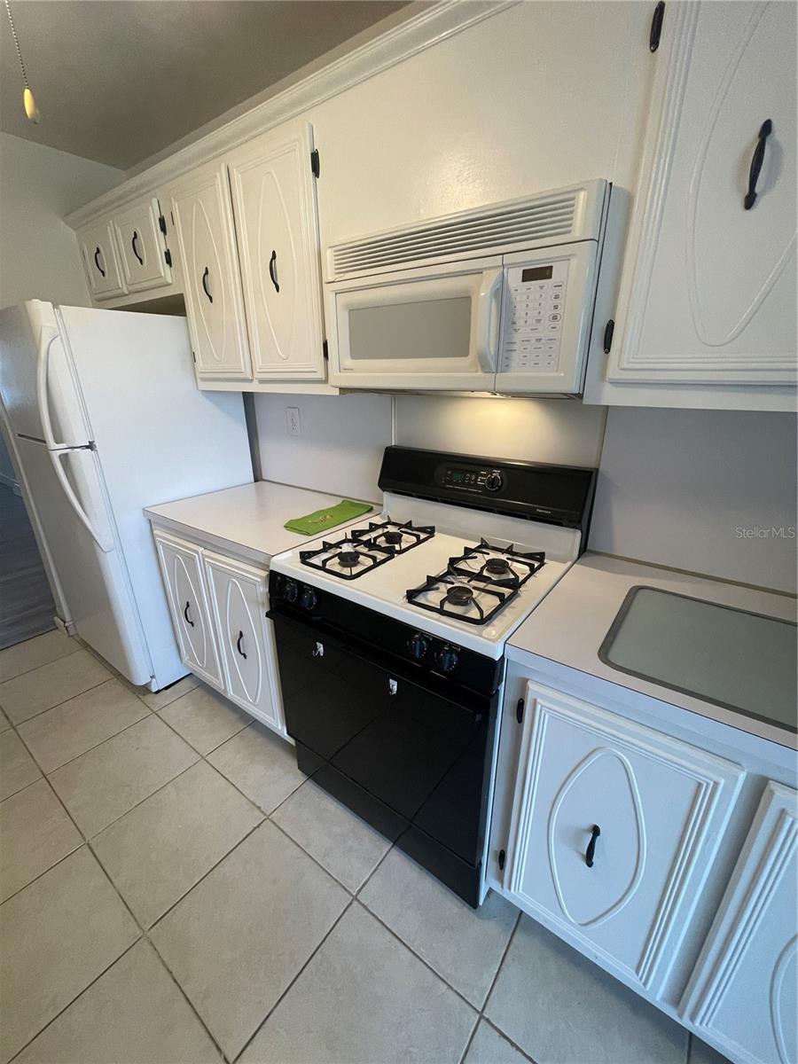 Image 9 of 35 For 9950 62nd Terrace N 106