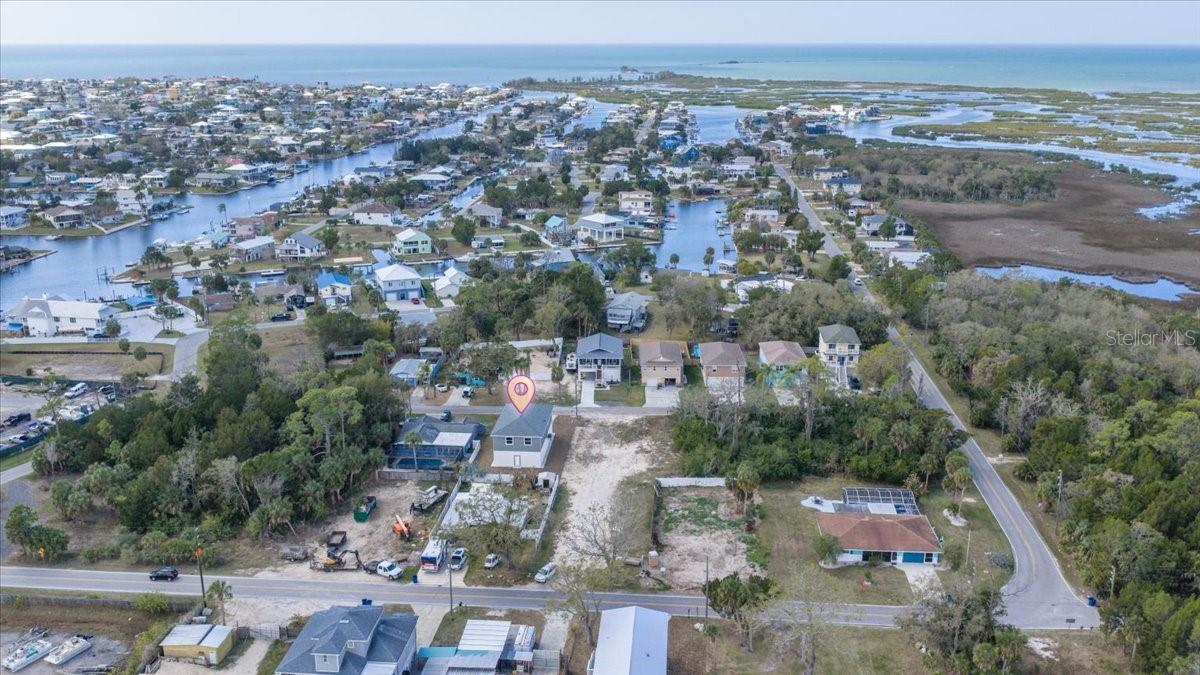 Listing photo id 36 for 5050 Oak Leaf Lane