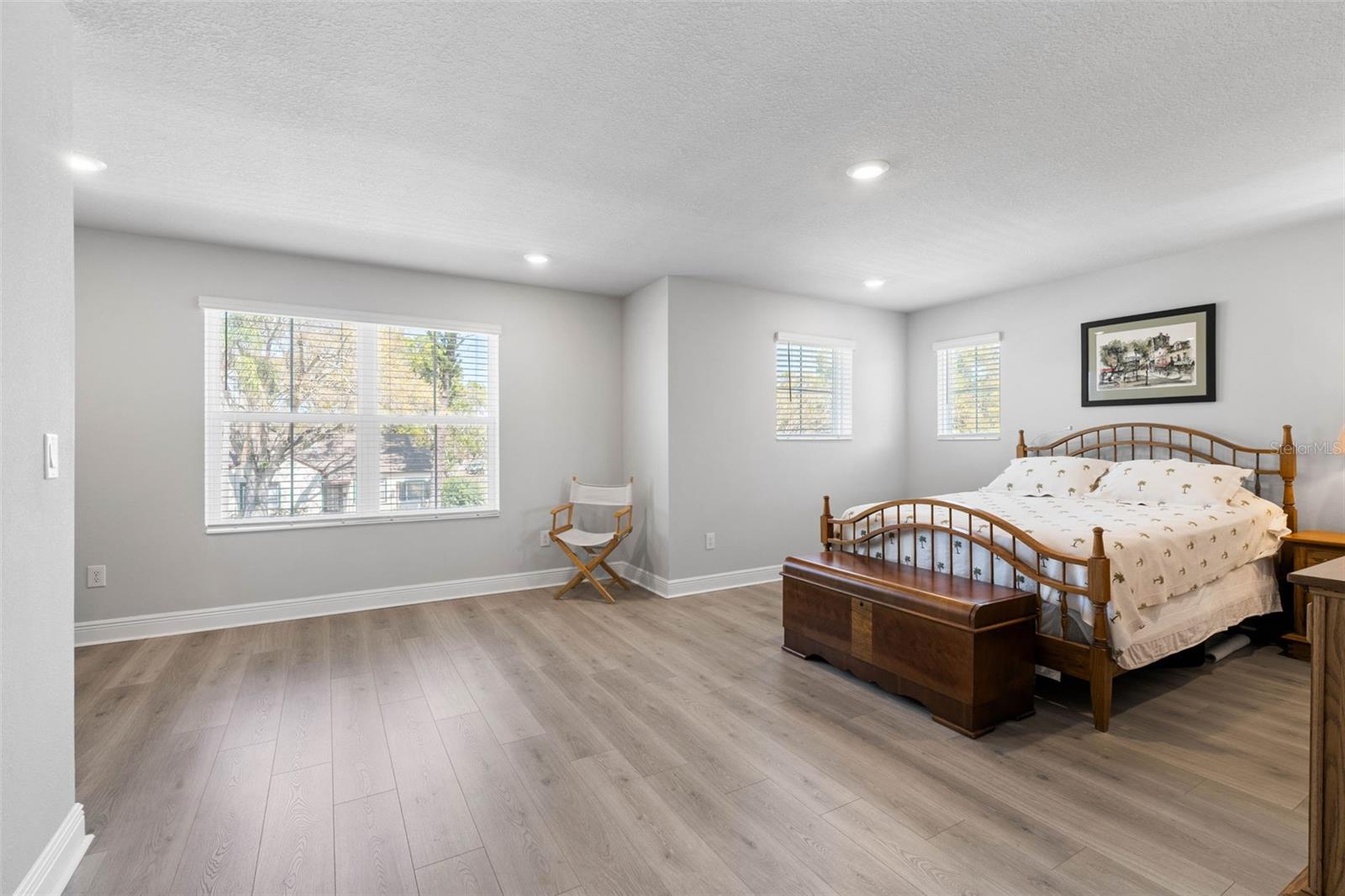 Image 27 of 55 For 4500 2nd Avenue N