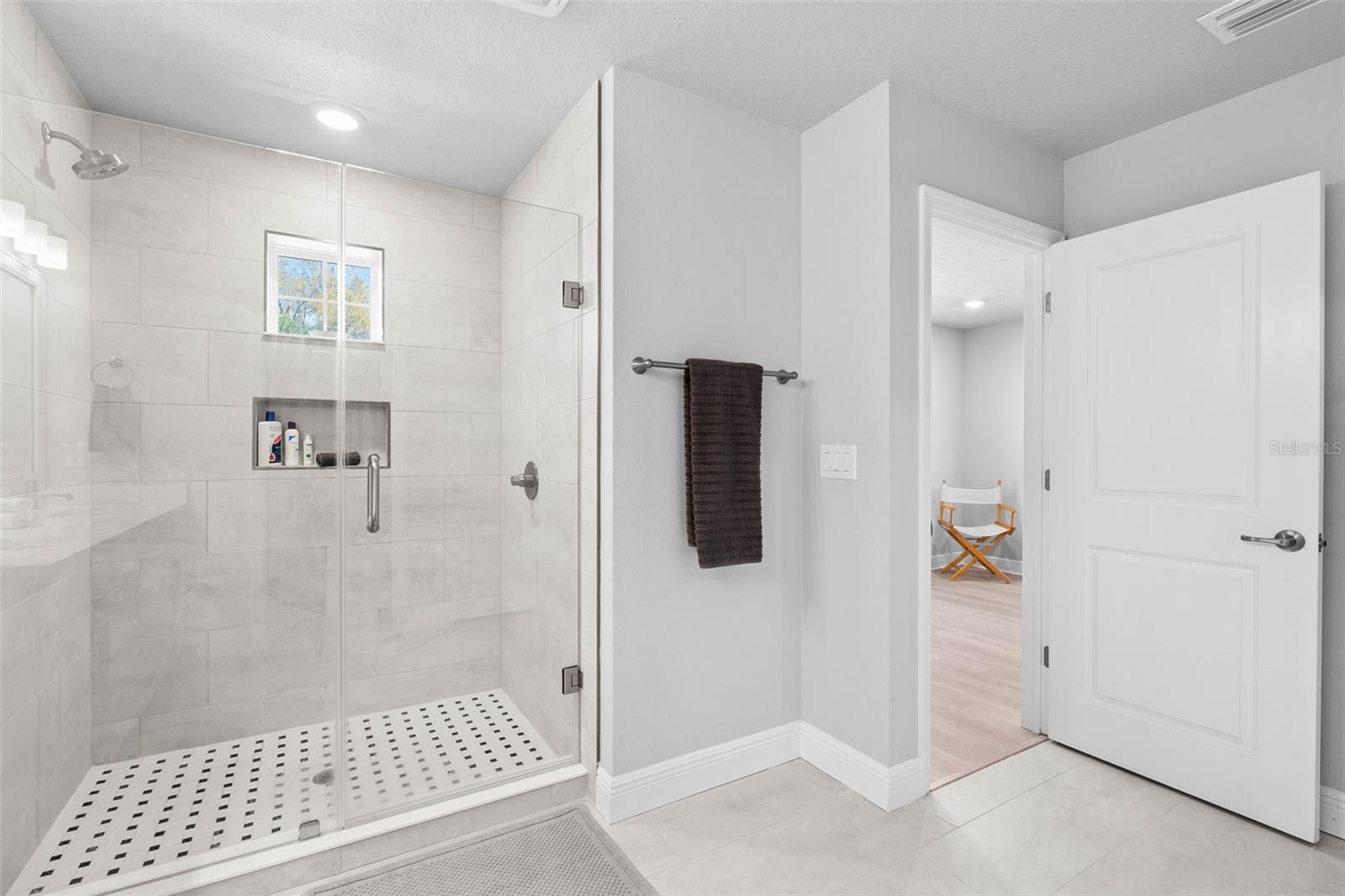 Image 32 of 55 For 4500 2nd Avenue N